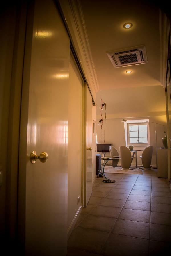 President Boutique Apartment ブルノ エクステリア 写真