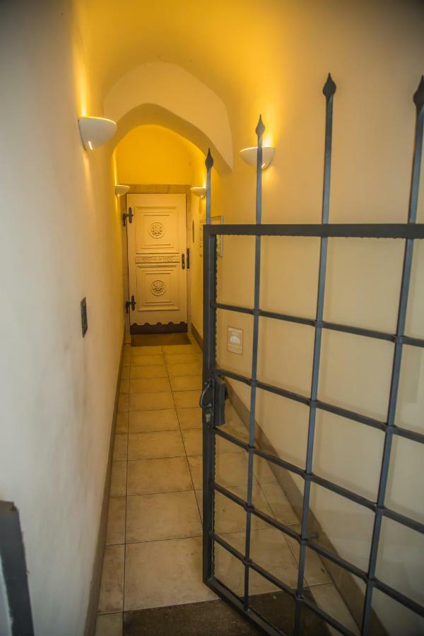 President Boutique Apartment ブルノ エクステリア 写真